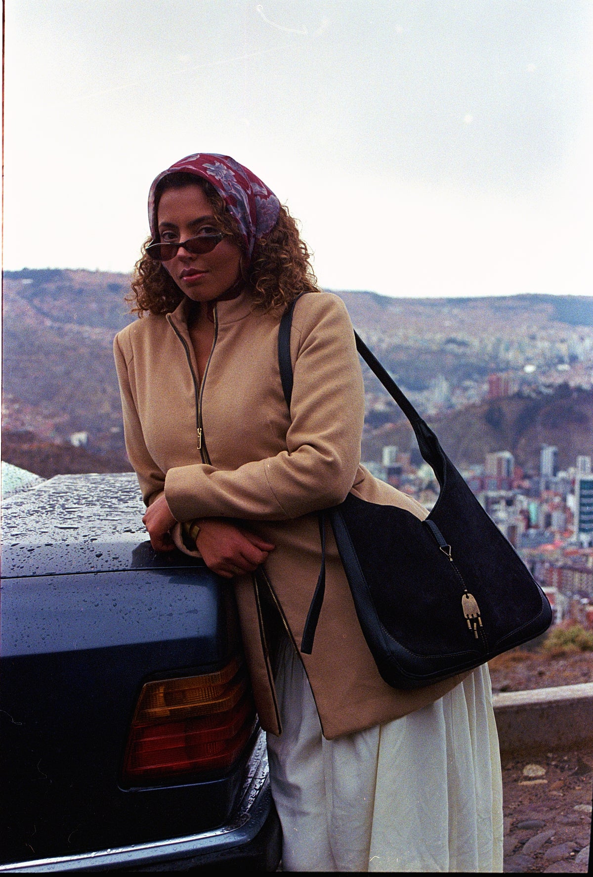 Andrea bag in black leather and nubuck, handcrafted by Mireya in La Paz, Bolivia